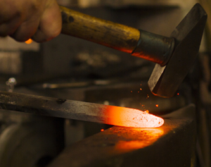 forge
Fabriquer son couteau : une expérience unique en forge artisanale