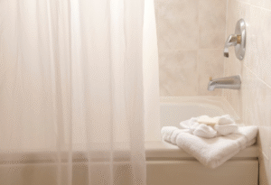 rideau de douche
Comment installer une tringle à rideau pour sa douche ?
